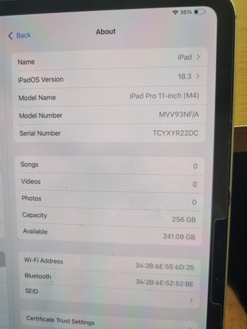 Apple iPad Pro (M4, 2024) - 11-inch - Wi-Fi - 256 GB with standard glass - Space Black