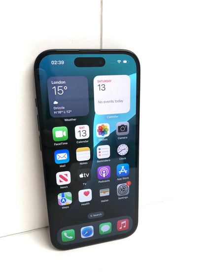 Apple iPhone 15 - 128 GB - Black
