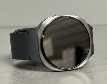 Samsung Galaxy Watch8 BT with Bixby - Graphite, 40mm ** Unboxed **