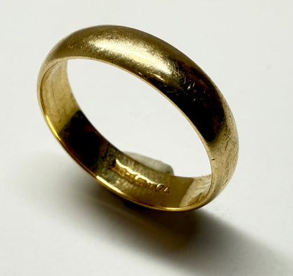 9CT GOLD RING SIZE M