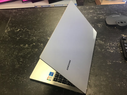 Samsung Galaxy Book4 Edge 15.6