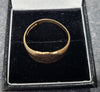9ct - Yellow Gold Signet Ring - 4G - Size V
