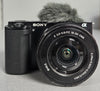 *Black Friday Deal* SONY ZV-E10L Mirrorless Vlogging Camera with E PZ 16-50 mm f/3.5-5.6 OSS Lens