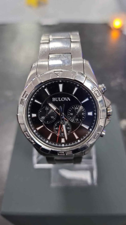 Bulova 96a216 watch has some wear and tear please check pics.