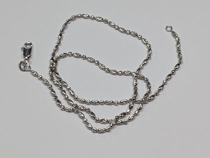 18ct White gold Beaded Necklace