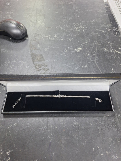 BRAND NEW  SIVER BRACELET (925) WEIGHT 4.3G LENGHT 7.5 