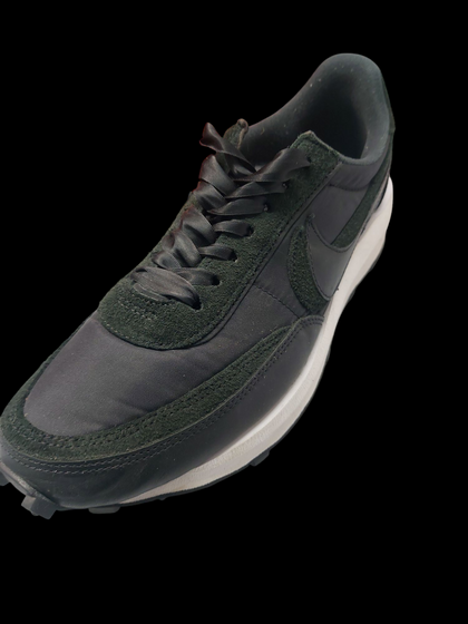DX Nike LDWaffle Sacai Collecatble Mens Trainers - Size 9.5 UK - Green & Black - Boxed