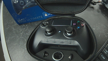 Razer Raiju Ultimate Wireless/wired Gaming Controller.