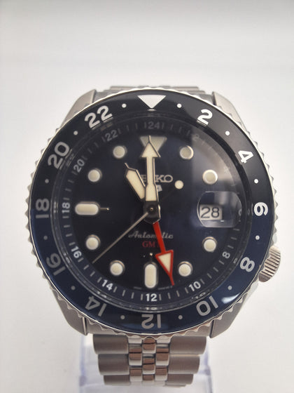 **NEW** Seiko 5 sports 
