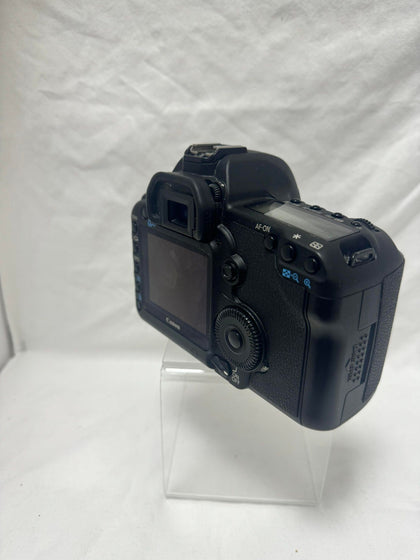 Canon EOS 5D 15.1M (Body Only).
