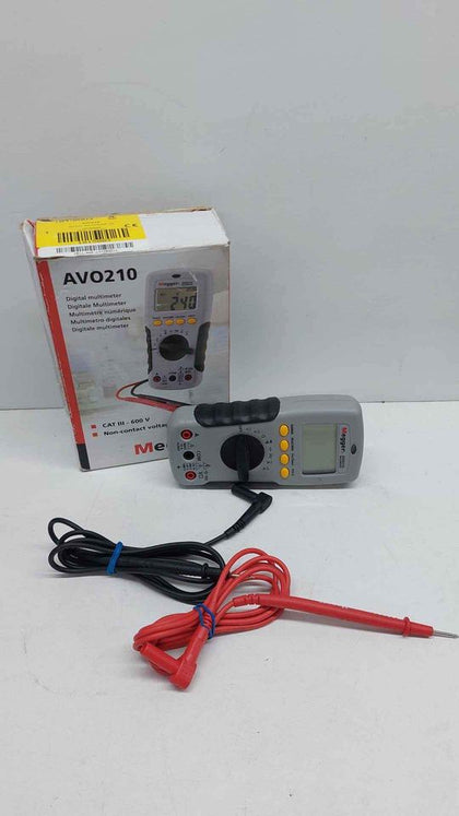 Megger AVO210 Multimeter CAT III 600V Non Contact Voltage Senser Digital - Boxed