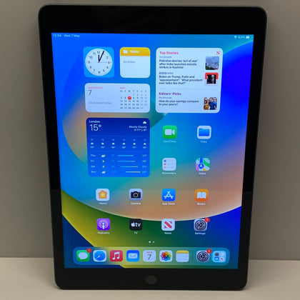 Apple iPad 8th Generation Model A2270 32GB WiFi