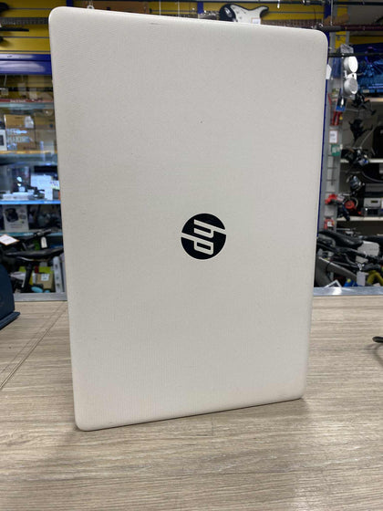 * HP 15-DB0000/E2-9000E/4GB Ram/1TB HDD/15