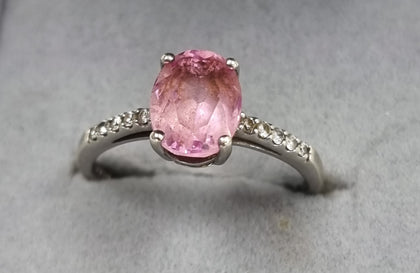 9ct White Gold Pink Sapphire /Diamond Ring Size 