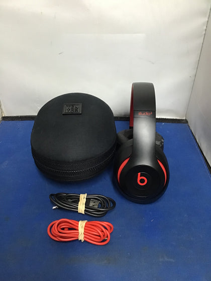 beats studio 3 black / red
