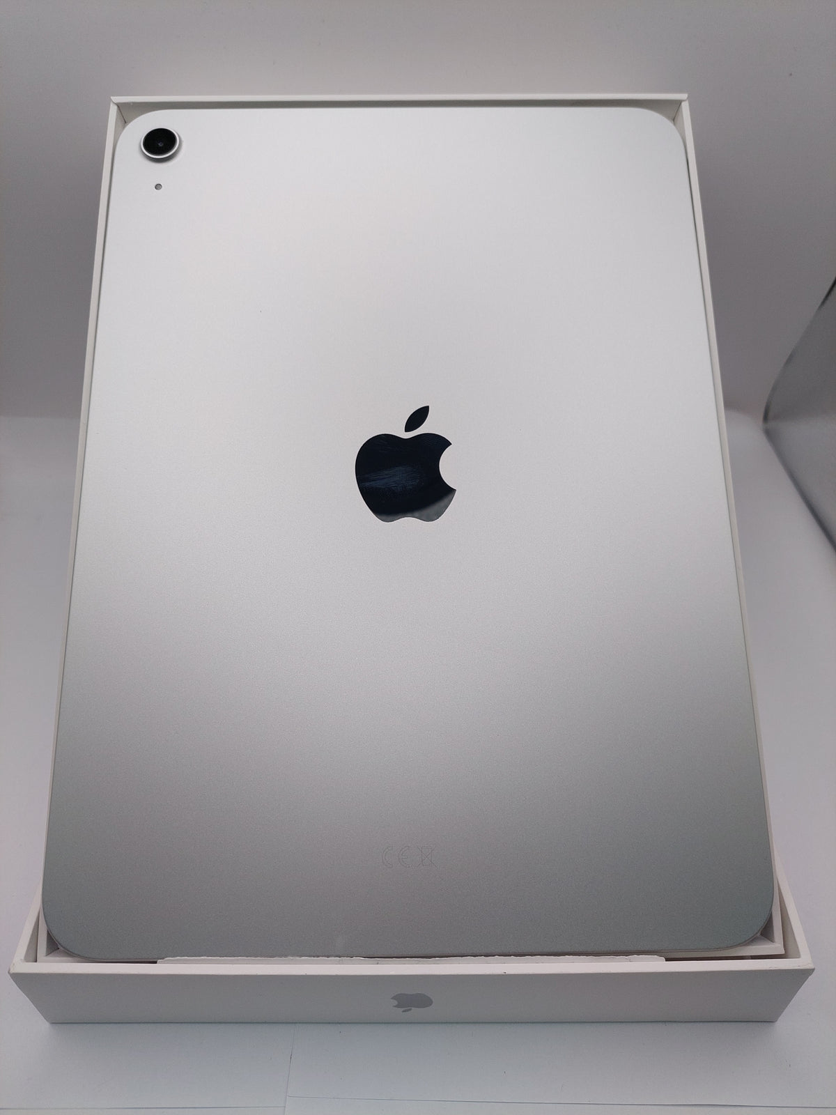 Apple iPad A16 (A3354) 11