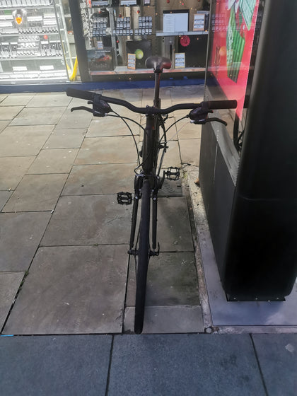 ***** COLLECTION ONLY******  Giant City Escape 3 Bike 20