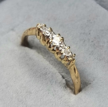 18ct Gold Diamond Ring Size Q