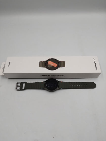 Samsung Galaxy Watch 7 boxed