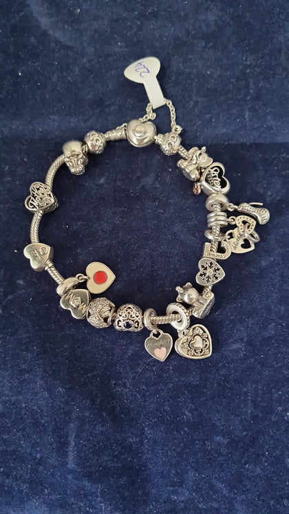 Pandora Bracelet (16 Charms)