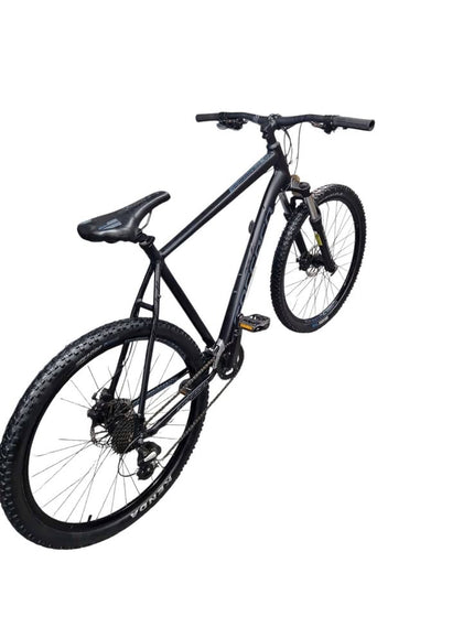 Carrera Vengeance Mens Hardtail Mountain Bike - 27.5