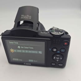 Canon PowerShot SX500 IS 16MP Digital Camera – 30x Optical Zoom – Unboxed with Charger