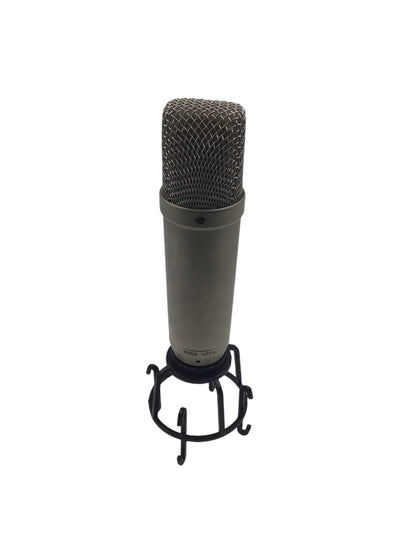 Rode NT1-A microphone with stand