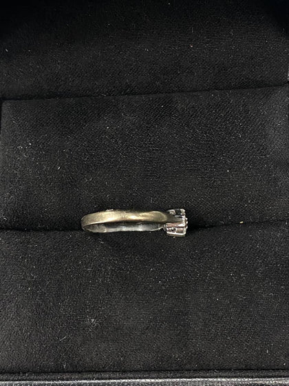 9ct Yellow Gold Ring With Diamond Cluster, 2.25g