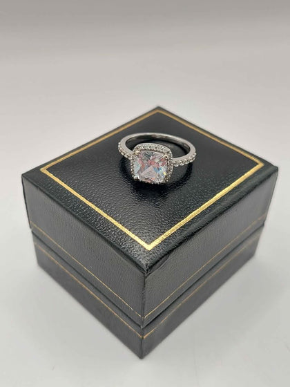 (375 Hallmarked&Tested), 9K, 3.2G White Gold CZ Ring, Size L