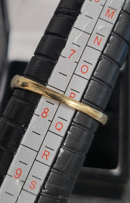 9ct Yellow Gold Ring With White Stone - 1.94G - Size P - Hallmarked