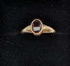 375 9CT HALLMARKED, YELLOW GOLD, RING WITH RED STRONE EMBEDDED, 2.1G, SIZE6.5/N
