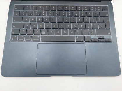 MacBook Air 14,2/M2 (8-CPU 8-GPU) / 16GB Ram / 256GB SSD / 13
