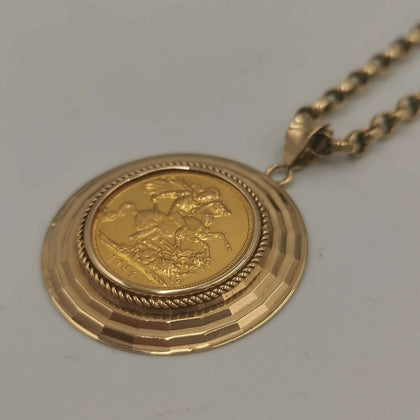 22ct 8G Sovereign, 9ct (375 Hallmarked & Tested) 4.5G Chain Necklace