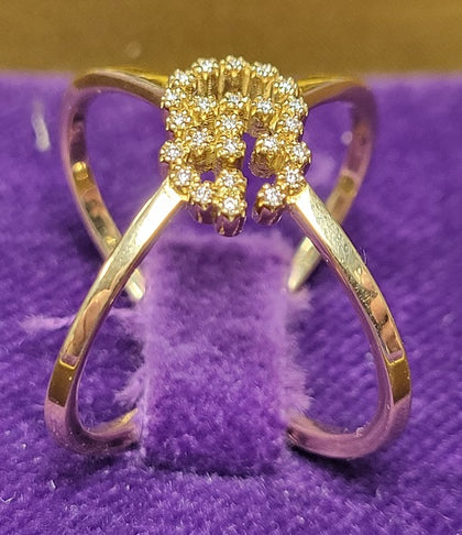 Gucci - 18CT Yellow Gold Ring Running G Cross - 5.25g - Size L