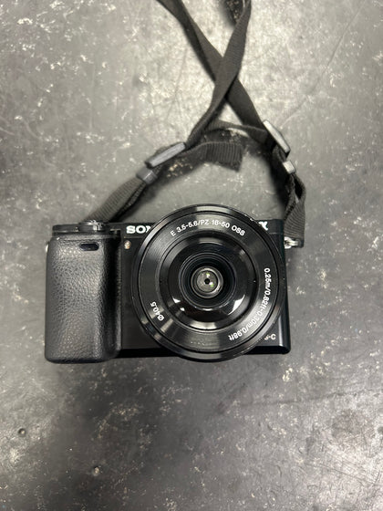 Sony a6000 16-50mm..