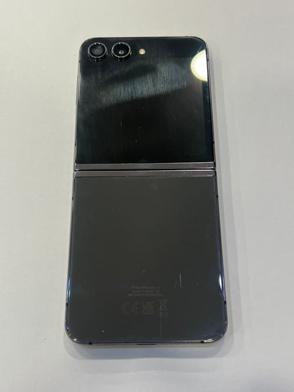 Samsung Galaxy Z Flip5 - 128GB - Graphite