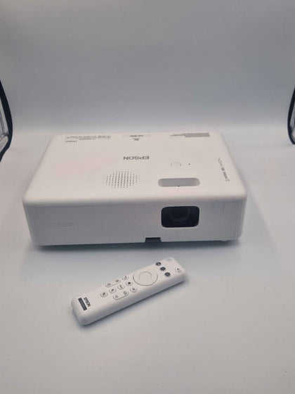 Epson CO-W01 1280x800 Data Projector 3000 ANSI lumens 3LCD WXGA - Boxed With Remote