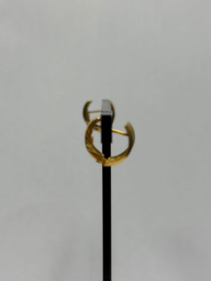 22ct Frosted Earrings Two-tone, 4.71g - ** Hallmarked **