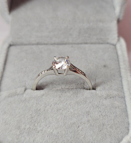 9ct White Gold CZ Solitaire Ring Size Q