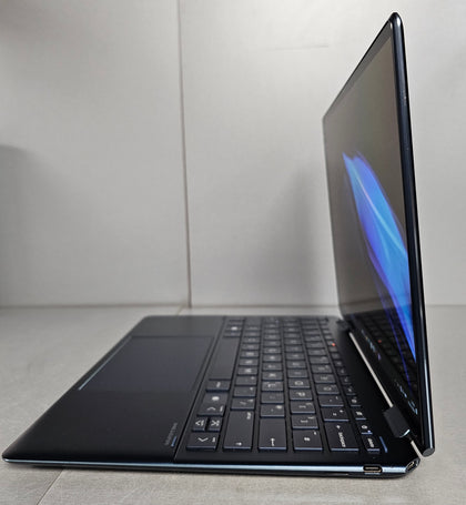 ** May Bank Holiday Sale ** HP Spectre x360 14-ef2017na 2-in-1 Convertible Laptop 2TB SSD / 32GB Ram / Win 11 / i7-1355U