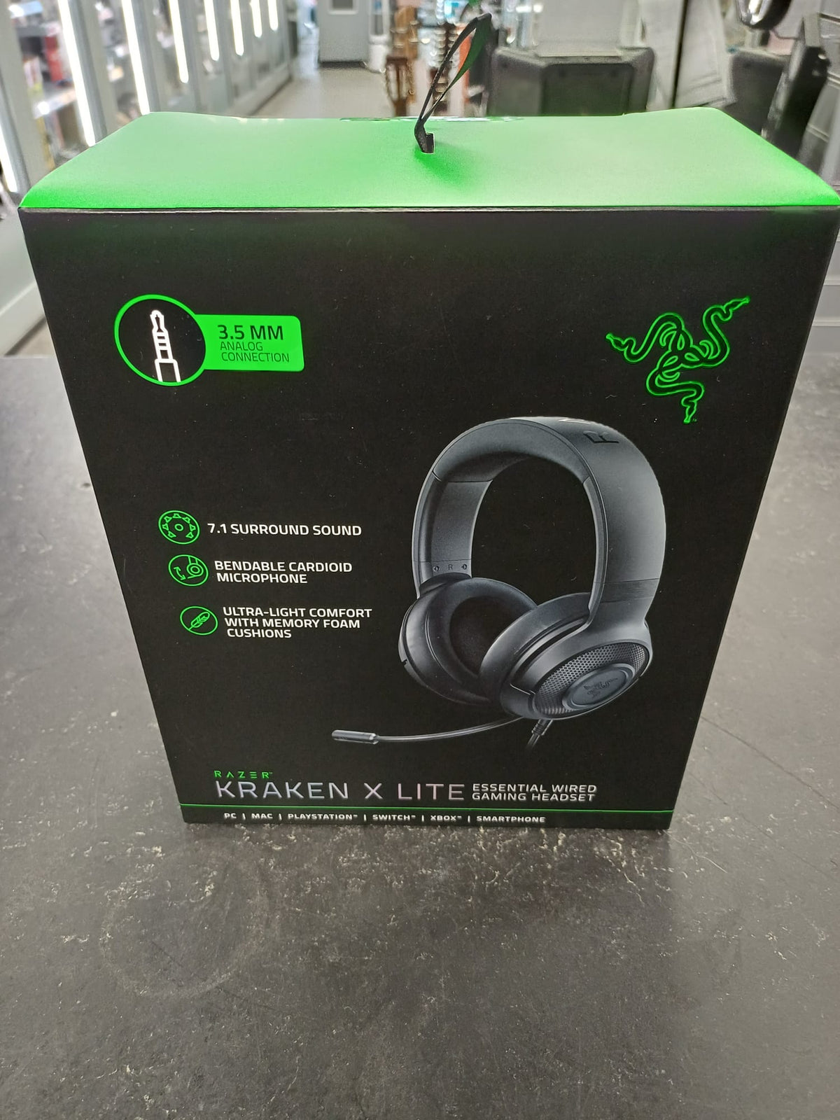 box razer kraken x headsets