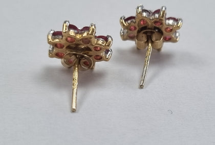 9ct Gold Earrings with red stones