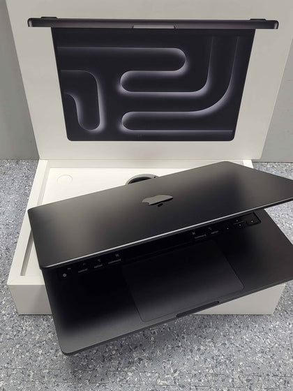 Apple MacBook Pro 15,6/M3 Pro (11-CPU 14-GPU)/18GB Ram/512GB SSD/14