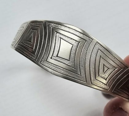 SILVER BANGLE