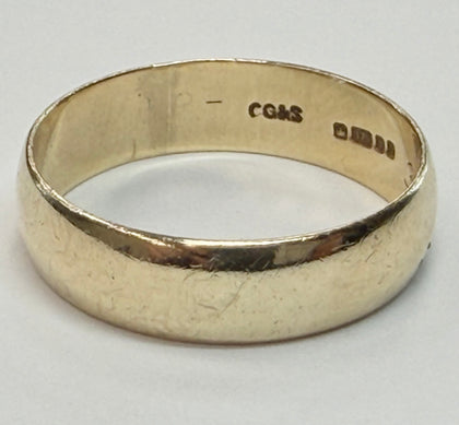9ct Yellow gold wedding band size P 1/2