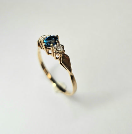 9CT Gold Diamond Ring