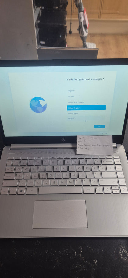 HP 14S-FQ0059/3020e/4GB Ram/64GB SSD/14