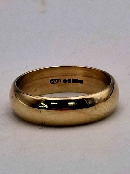 9ct Yellow Gold Classic Wedding Band Ring – High Polish Finish – Size R – 5.12 Grams
