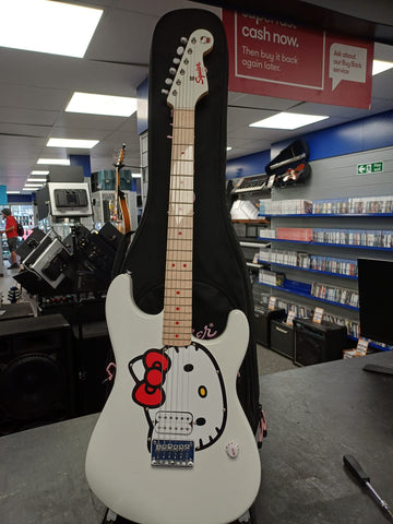 Fender® x Hello Kitty® White Stratocaster®