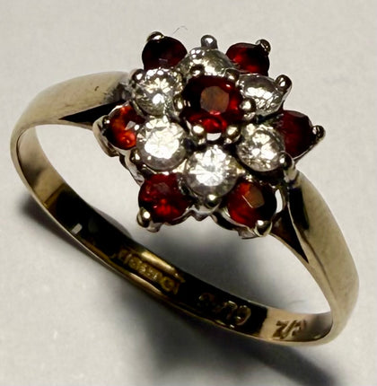 9CT Gold Ring with Red Stones Size N 1/2